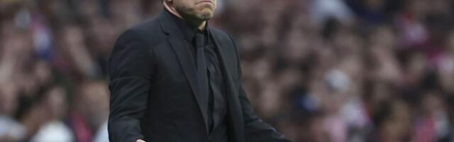 ISPLIVAO HIT VIDEO! Pogledajte šta je radio trener Atletika dok je sudija 14 puta gledao VAR snimak u polufinalu Lige šampiona