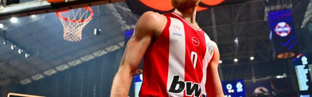 Olimpijakos pregazio Fener i zakazao finale: Atina eksplodirala, orila se i pesma o Zvezdi! (VIDEO)