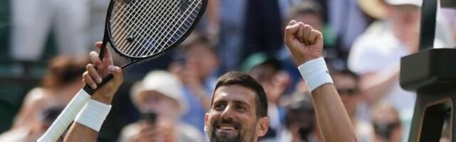 "Volimo da pumpamo“: Novak zapevao pred novinarima