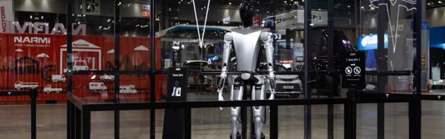 Musk: pad prodaje Tesle i Optimus najave