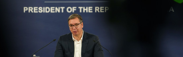 VUČIĆ: Do kraja godine 500.000 do milion vakcina