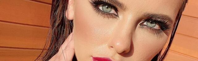 Najpoznatija glumica iz filmova za odrasle priznala da je Srpkinja, pa poljubila 3 PRSTA