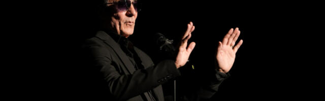 SARAJEVSKI ŠARM NA DORĆOLU: Branko Đurić Đuro ozbiljno nasmejao publiku u Fondaciji Mozzart