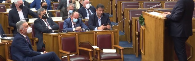 Krivokapić predstavio program vlade, Milo očekuje „korektnu“ kohabitaciju