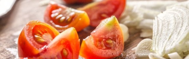 OSAM SAVETA ZA BOLJI PRINOS PARADAJZA! Imaćete zdrave i jedre plodove bez velike muke