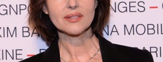 Suptilan seksepil Monice Belluci: Prvi stajling koji kopiramo posle karantina!