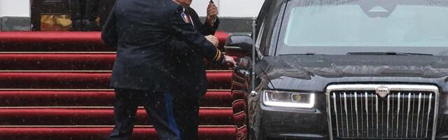 Vladimir Putin ostao bez omiljenog službenog automobila: Ruski Rols-Rojs zatvara fabriku, radnici dobili voljno