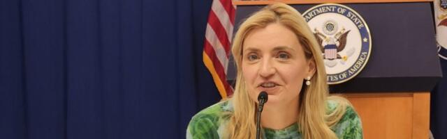 Trampov „Glas Amerike“: Američka podsekretarka koja će da „spasi Evropu“ od „civilizacijskog brisanja“