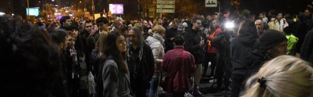 Blokaderi u panici! U strahu od izbora poručuju: "Mi smo bogati, idemo na odmore u julu, Vučićevi birači su siromašiji" (VIDEO)