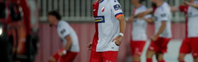 FERENCVAROŠ – VOJVODINA Katastrofa! Lale ostale sa igračem manje! Mađar dobio direktan crveni karton