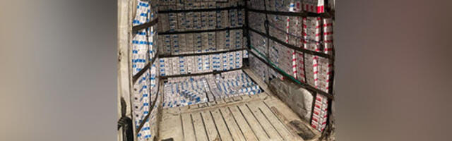 Tutinac od kombija napravio bunker za šverc: Uhvaćen u Novom Pazaru