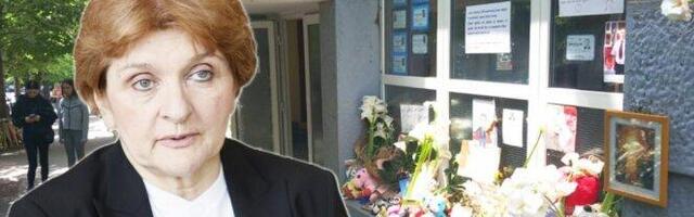 OGLASILA SE DANICA GRUJIČIĆ O SPORNOJ SEANSI UČENIKA IZ "RIBNIKARA"! Deca su se držala za ruke i plakala