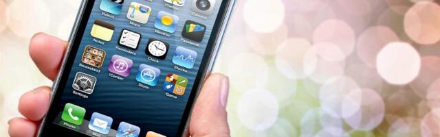 15 godina star, a traženiji nego ikad: Retro kamera koja osvaja TikTok – iPhone 4 opet je hit!