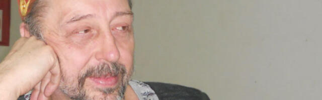 Своју мисао умивао је сузама