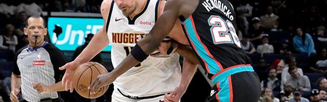 VIDEO: Jokićev dabl-dabl u porazu Denvera od Memfisa