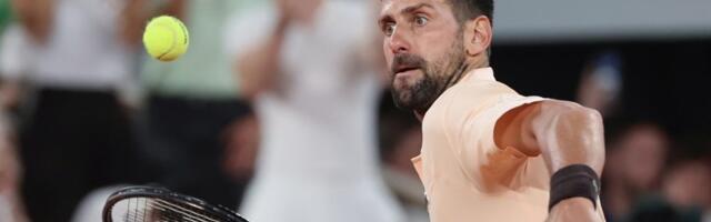 Đoković ponovo protiv publike, Međedović na teškom ispitu: Poznat raspored srpskih tenisera u drugom kolu Rolan Garosa