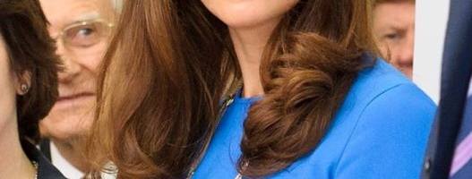 Plava "obična" haljina Kate Middelton koju ne prestaje da nosi