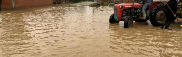 Poplave paralisale jug Srbije