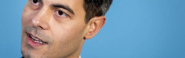 ​Холандија: Роб Јетен постао најмлађи и први отворени хомосексуалац премијер