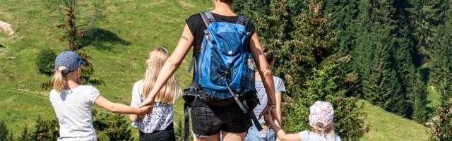 4 fantastične prednosti planinarenja sa decom