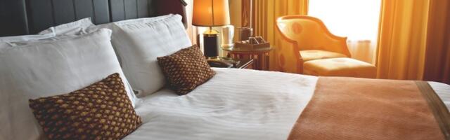 Šok - Platio 25 evra za sobu sa pogledom, a doživeo katastrofu (VIDEO)