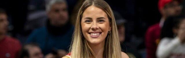 SVI SU GLEDALI U NJU! Srpska lepotica u dresu Olimpijakosa došla u Beogradsku arenu! (FOTO)