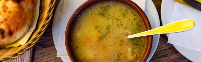 Teleća čorba – domaća, mirisna i puna ukusa