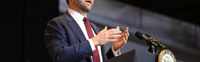 Џеј Ди Венс ударио на Врховни суд: Одлука о укидању царина је обично „безакоње”