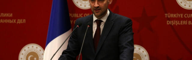 Баро: Дрон у близини носача авиона Шарл де Гол