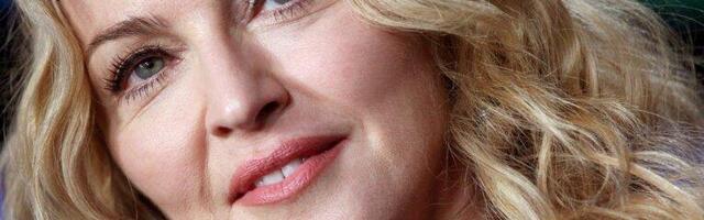 KRIZNI SASTANAK MADONINOG MENADŽMENTA: Strahuju da će pevačica UMRETI, doneli ključne odluke!