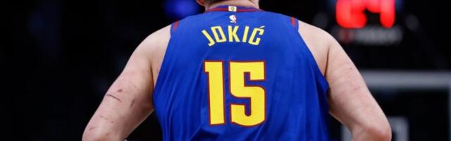 SITUACIJA JE ALARMANTNA: Nikola Jokić ponovo van tima
