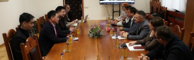 Univerzitet u Kragujevcu uspostavio saradnju sa Međunarodnim medicinskim centrom Hajnan pri Medicinskom fakultetu Đao Tong Univerziteta u Šangaju