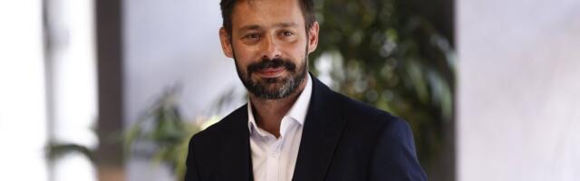 Milan Vasić objavio video kako uspavljuje sina: "Takav dogovor imamo"