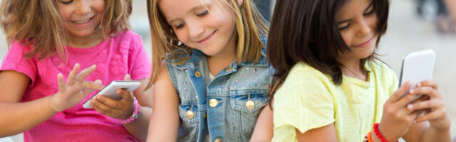Деца на мрежама – забрана не ради