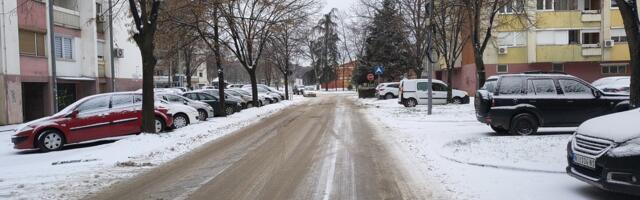 Zimska služba: Putevi i ulice u Nišu prohodni