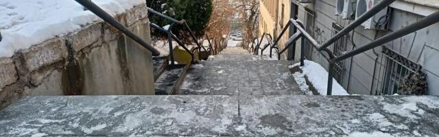 NIJE UOPŠTE SO! Evo od čega nestaje LED sa STEPENIŠTA, ovo nigde do sad niste čuli