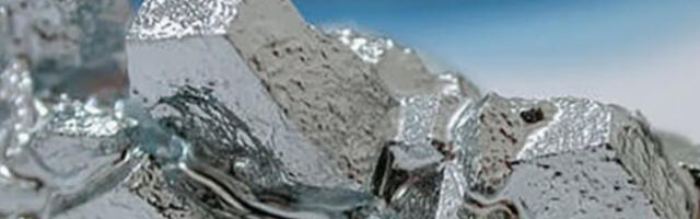 Само Русија и Сједињене Државе производе метал који се мери микрограмима, а грам милионима