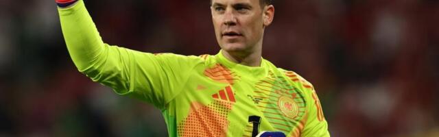 CIRKUS NA MUNDIJALU! Manuel Nojer prekršio dva FIFA pravila, niko nije reagovao!