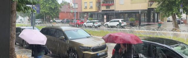 Potop nakon tropskog talasa: Ulice pod vodom u zapadnoj Srbiji, evo šta je snašlo građane jutros (SLIKE)