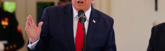 Трамп саопштио да ће се обратити нацији