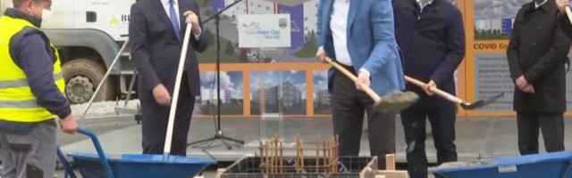 POLOŽEN KAMEN TEMELJAC ZA IZGRADNJU NOVE KOVID BOLNICE U NOVOM SADU! Vučić: Ponosan sam! Video