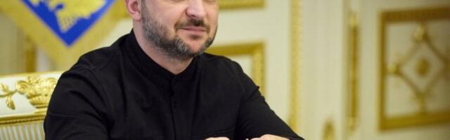 "PRIPREMLJENO NEKOLIKO NACRTA DOKUMENATA": Zelenski otkrio, Ukrajina je SPREMNA DA OKONČA RAT SA RUSIJOM!