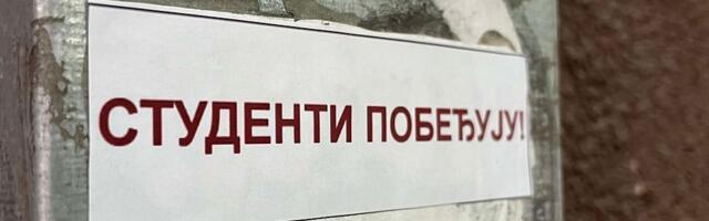 Studenti danas dele 400.000 nalepnica "Studenti pobeđuju" širom Srbije, u Novom Sadu na 14 lokacija