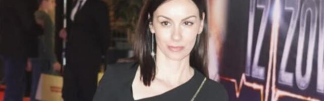 Sloboda Mićalović pokazala kako uživa na suncu: Crveni bikini, preplanuli ten i detalj koji je svima privukao pažnju