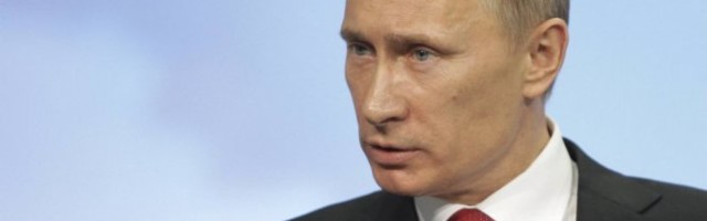 PRIČATE MI BAJKE O SITUACIJI U ZEMLJI! Putin besan na ministre: Ljudi se ograničavaju, jer nemaju novca za osnovne namirnice!