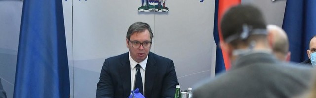 Vučić najavio da će možda u Merošini primiti vakcinu protiv kovida i time dati primer građanima da se vakcinišu