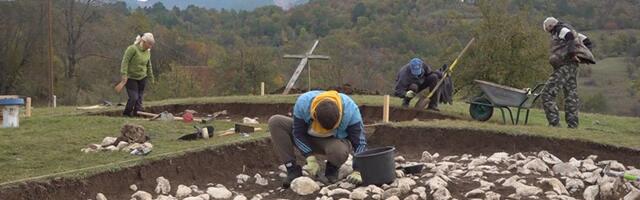 Grobnica i predmeti iz bronzanog doba u novovaroškom selu (VIDEO)