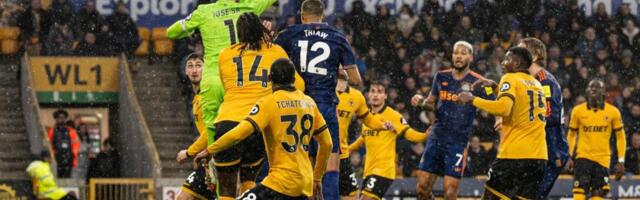 VUKOVI ZAUSTAVILI SVRAKE: Bez pogodaka u duelu Vulverhemptona i Njukasla