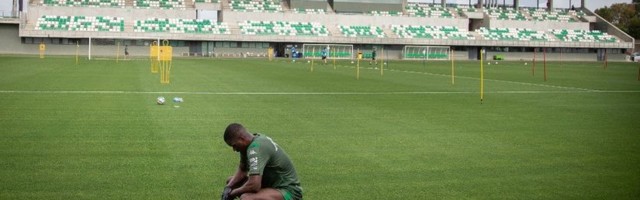 Karvaljo ima dogovor s Lesterom, Betis čeka odgovor Benfike i 20.000.000 evra