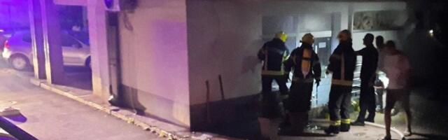Molotovljevim koktelom na frizerski salon u vlasništvu supruge policajca?!